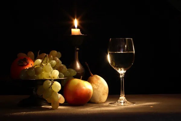 水果和酒 — 图库照片