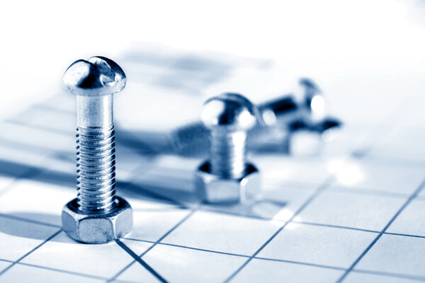 Винт гайки и болты
