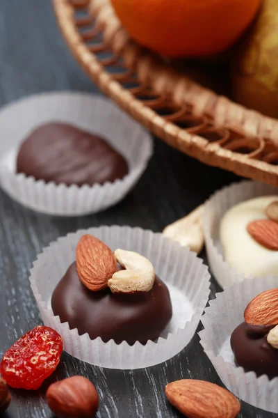 Chocolate y frutas —  Fotos de Stock
