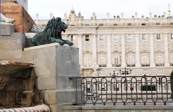 Königspalast in Madrid — Stockfoto