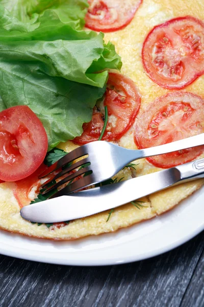 Omelet With Tomatoes — Stock Photo, Image