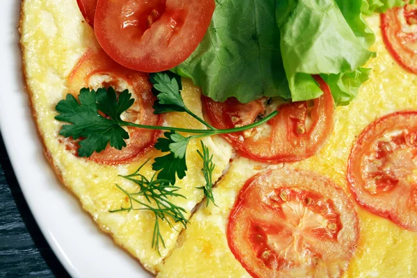 Omelet With Tomatoes — Stock Photo, Image