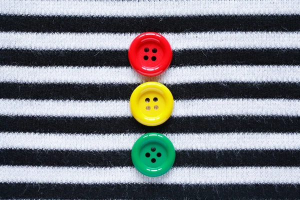 Botones en chaleco a rayas — Foto de Stock