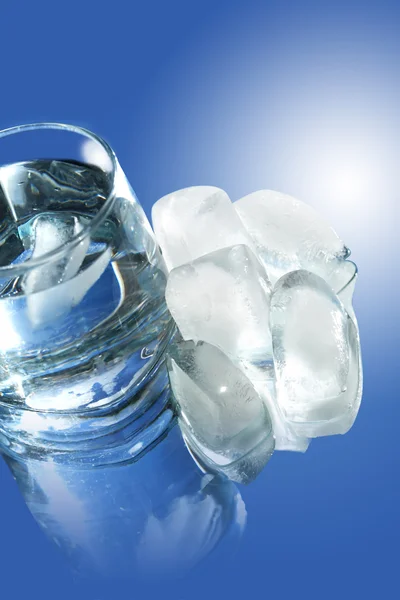 Water With Ice — Stock Photo, Image