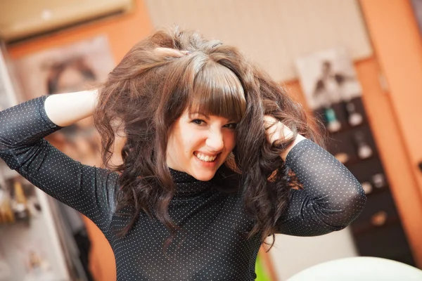 Creating hairstyle — Stock Photo, Image