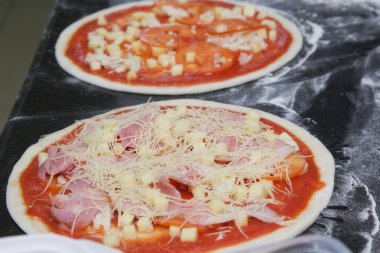Jambonlu pizza.