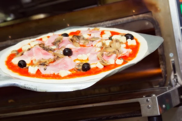 イタリアのピザ — ストック写真