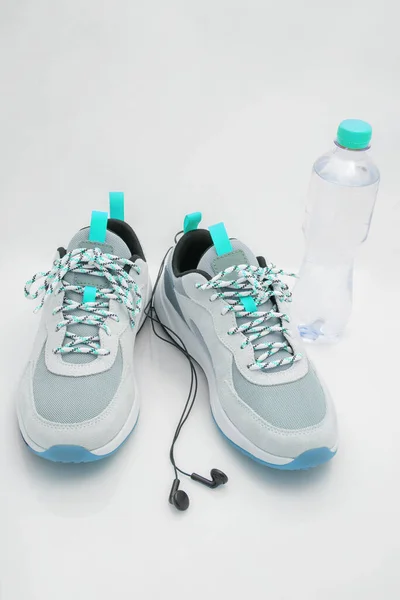 Sports Still Life Sneakers Water Bottle Isolated White — Stockfoto