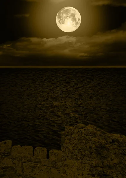 Full moon in clouds — Stock Photo, Image