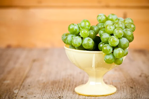 Uvas verdes frescas —  Fotos de Stock