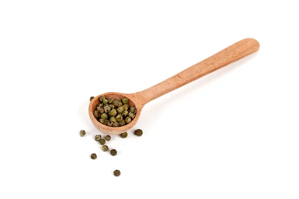 Pepe verde in cucchiaio di legno — Foto Stock