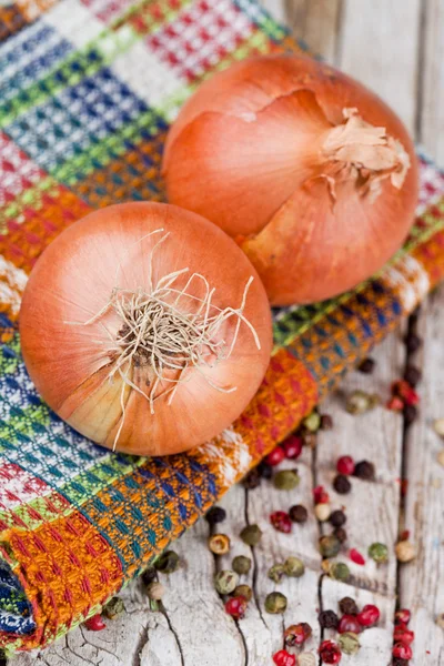 Świeżej cebuli i pieprzu — Zdjęcie stockowe