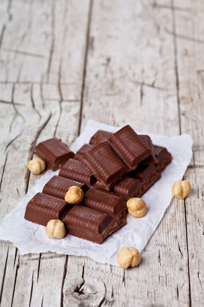 Çikolata ve fındık — Stok fotoğraf