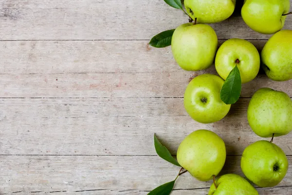 Zbliżenie świeży zielone jabłka — Zdjęcie stockowe