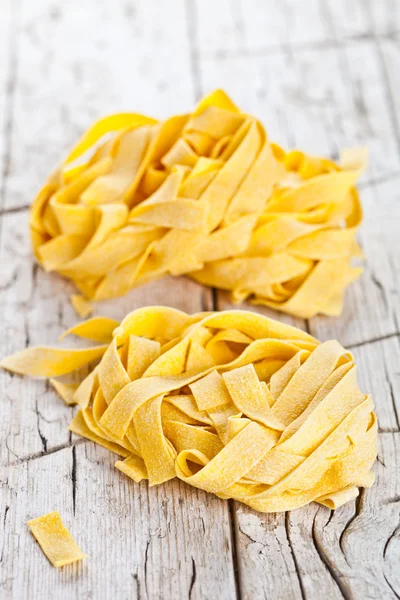 Raw egg pasta — Stock Photo, Image