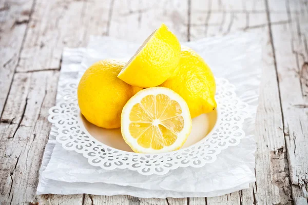 Fresh lemons — Stock Photo, Image