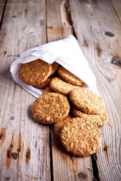 Fresh crispy oat cookies — Stock Photo, Image