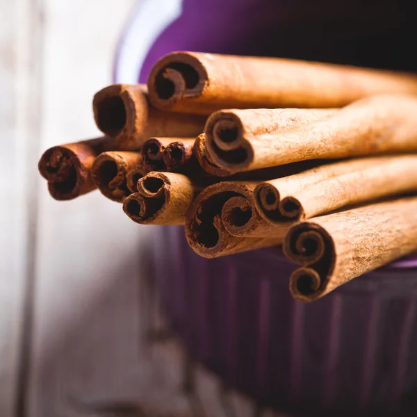 Cinnamon sticks — Stock Photo, Image