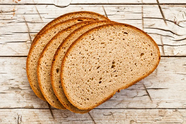 Fünf Scheiben Roggenbrot — Stockfoto