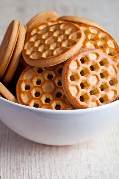 Honey cookies in a bowl — Stock Photo, Image