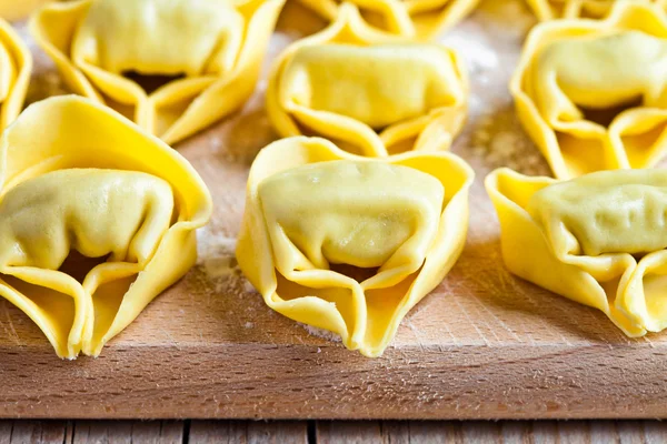 Uncooked tortellini — Stock Photo, Image