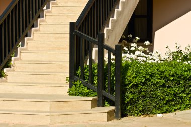 merdiven ve adımları yakından,