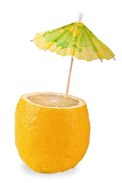 Mitad de limón sobre fondo blanco — Foto de Stock
