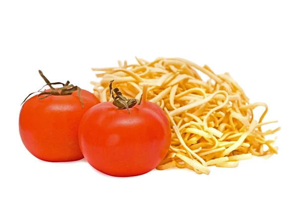 Tomaten und Hausnudeln — Stockfoto