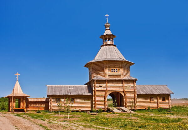 Wooden church near to Gremyachiy falls