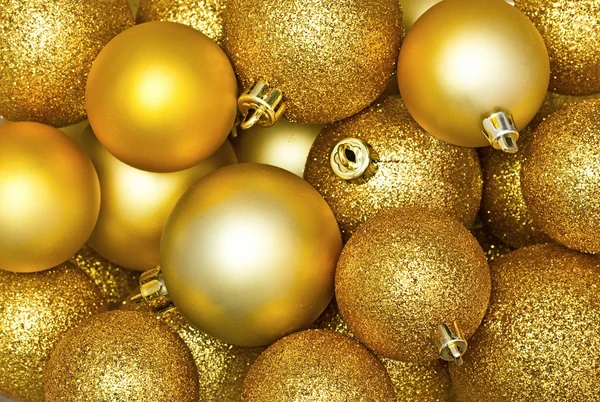Esferas doradas de Navidad — Foto de Stock