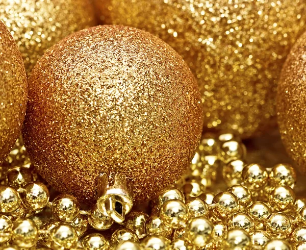 Gouden Kerstmis bollen — Stockfoto