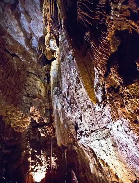 Stalagmity a stalaktity — Stock fotografie