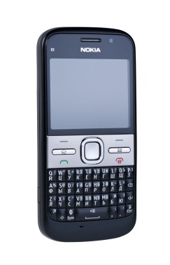 Nokia cep telefonu üzerinde beyaz arka plan izole.
