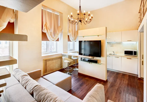 Moderní minimalismus styl interiéru obývacího pokoje s lcd tv v minulosti — Stock fotografie