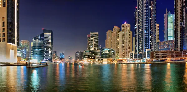 Dubai, Zjednoczone Emiraty Arabskie - 23 października: widoku regionu dubai — Zdjęcie stockowe