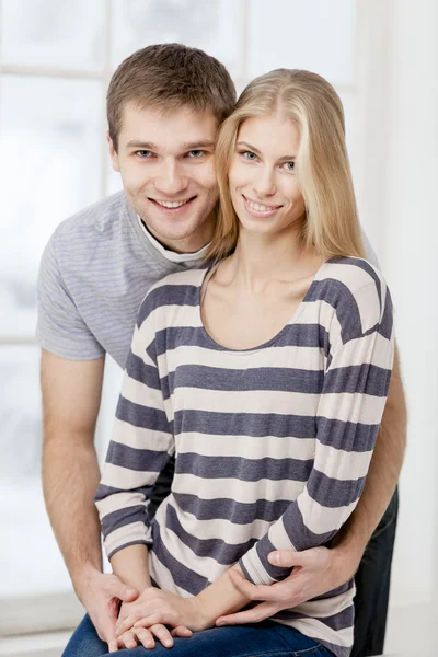 Happy young caucasian couple — Stock Photo, Image