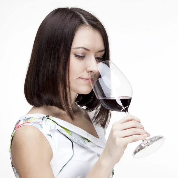 Donna che tiene bicchiere di vino — Foto Stock