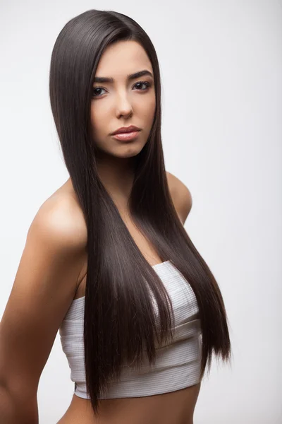 Beautiful Brunette Girl with Healthy Long Hair — Stock Photo, Image