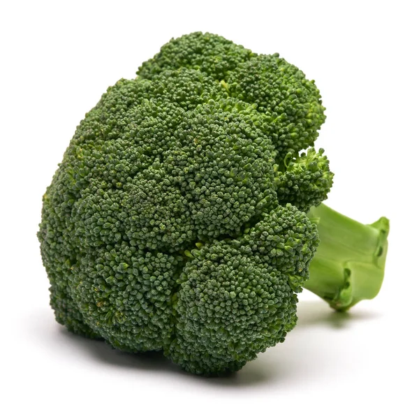 Broccoli biologici naturali freschi isolati su fondo bianco — Foto Stock