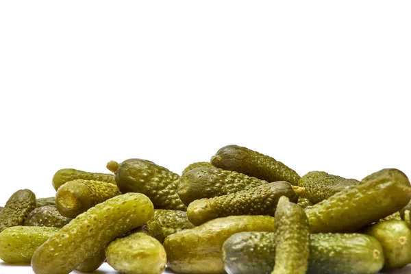 Chutné Celé zelené korničky izolované na bílém pozadí — Stock fotografie