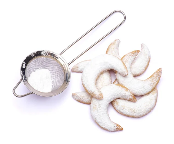 Biscuits traditionnels allemands ou autrichiens vanillekipferl vanille kipferl isolés sur fond blanc — Photo