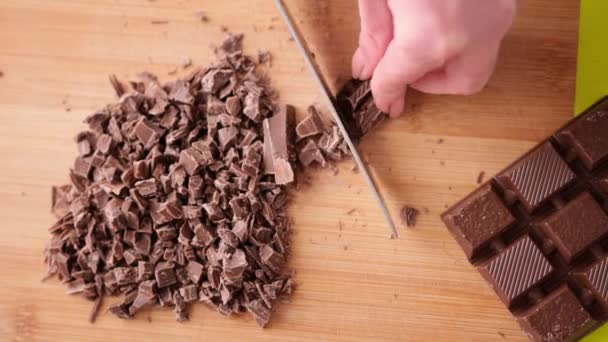 Vágás Fekete Sötét Csokoládé Vágódeszka — Stock videók