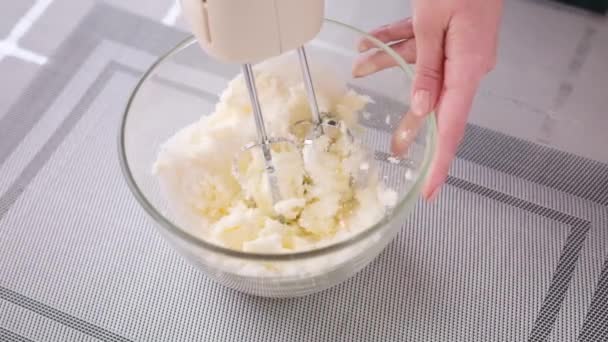 Preparing Sweet Food Dessert Kitchen Home Mixing Ingredients Bowl Cooking — Αρχείο Βίντεο