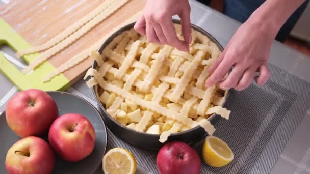 Apple Pie Preparation Series Woman Covering Baking Dish Full Chopped — Video