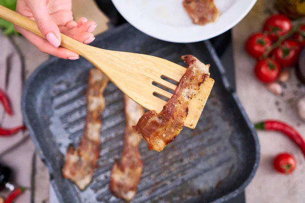Bacon Being Cooked Grill Frying Pan Skillet Domestic Kitchen —  Fotos de Stock