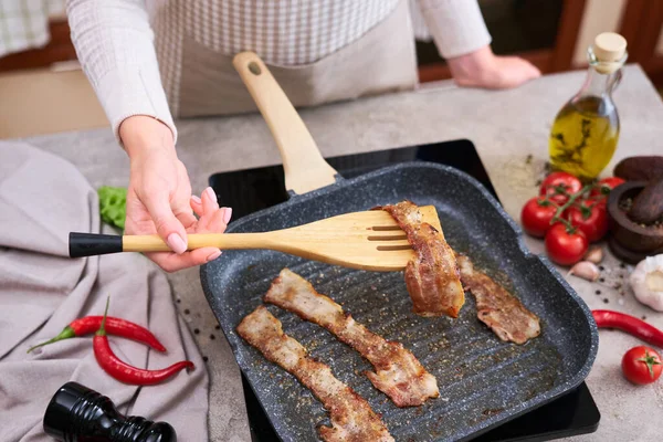 Bacon Cuit Dans Une Poêle Frire Poêle Cuisine Domestique — Photo