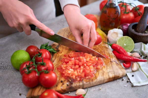 Woman Cutting Chopping Blanched Tomato Knife Wooden Board — Fotografia de Stock