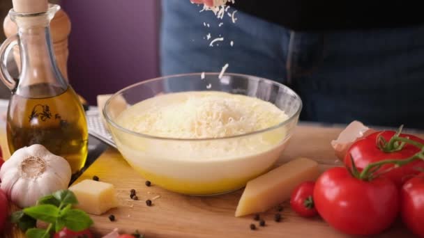 Making Pasta Carbonara Pouring Grated Parmesan Cheese Glass Bowl — Stockvideo