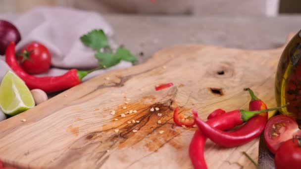 Sliced Chopped Chili Pepper Wooden Cutting Board Domestic Kitchen — Stockvideo