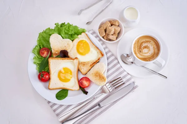 Fried Egg Toast Bread Cup Fresh Hot Coffee Light Grey — стоковое фото